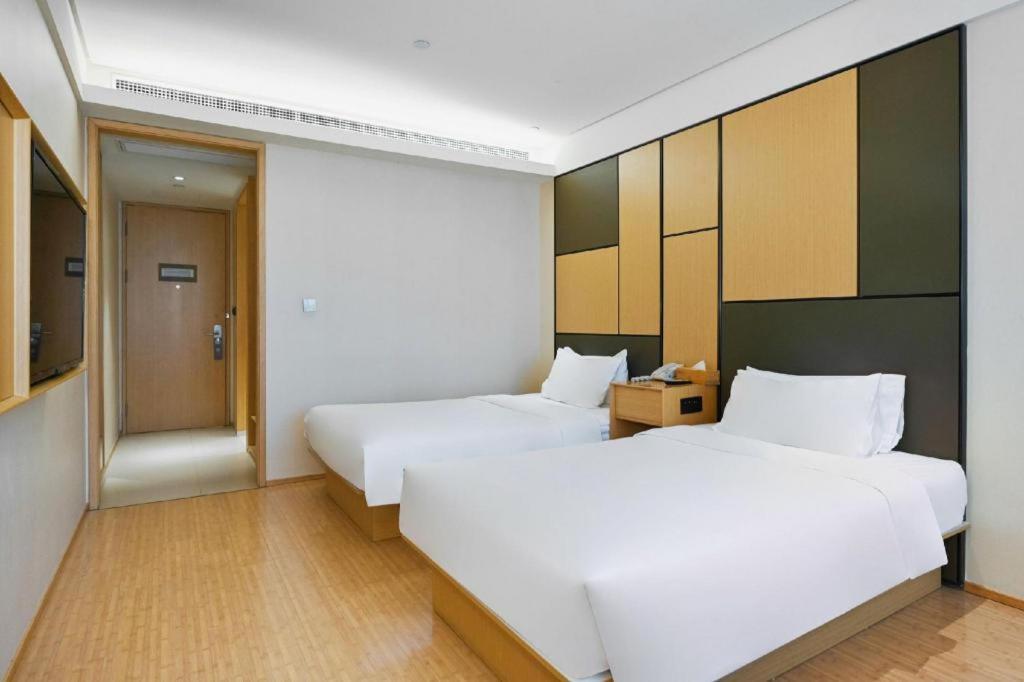 Ji Hotel Shanghai Hongqiao Yan'An XI Road Экстерьер фото