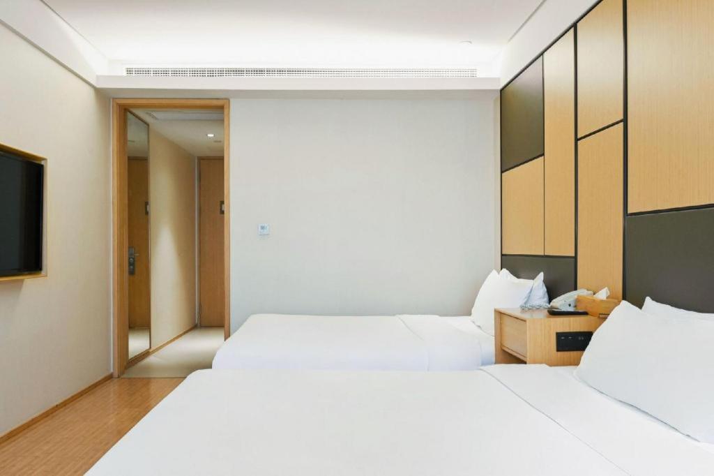 Ji Hotel Shanghai Hongqiao Yan'An XI Road Экстерьер фото